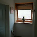 Aufmlohr - Mit 3 Schlafzimmern-fuer 5 Personen- 4 Einzelbetten- 1 Ausziehcouch- In Hitdorf - Private Parkplaetze Vorhanden- * ليفركوزن
