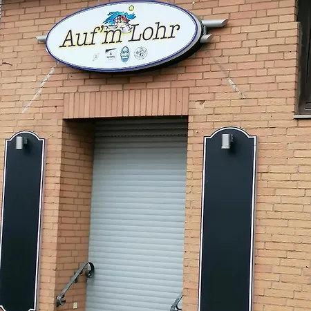 Appartement Aufmlohr - Mit 3 Schlafzimmern-fuer 5 Personen- 4 Einzelbetten- 1 Ausziehcouch- In Hitdorf - Private Parkplaetze Vorhanden- Leverkusen